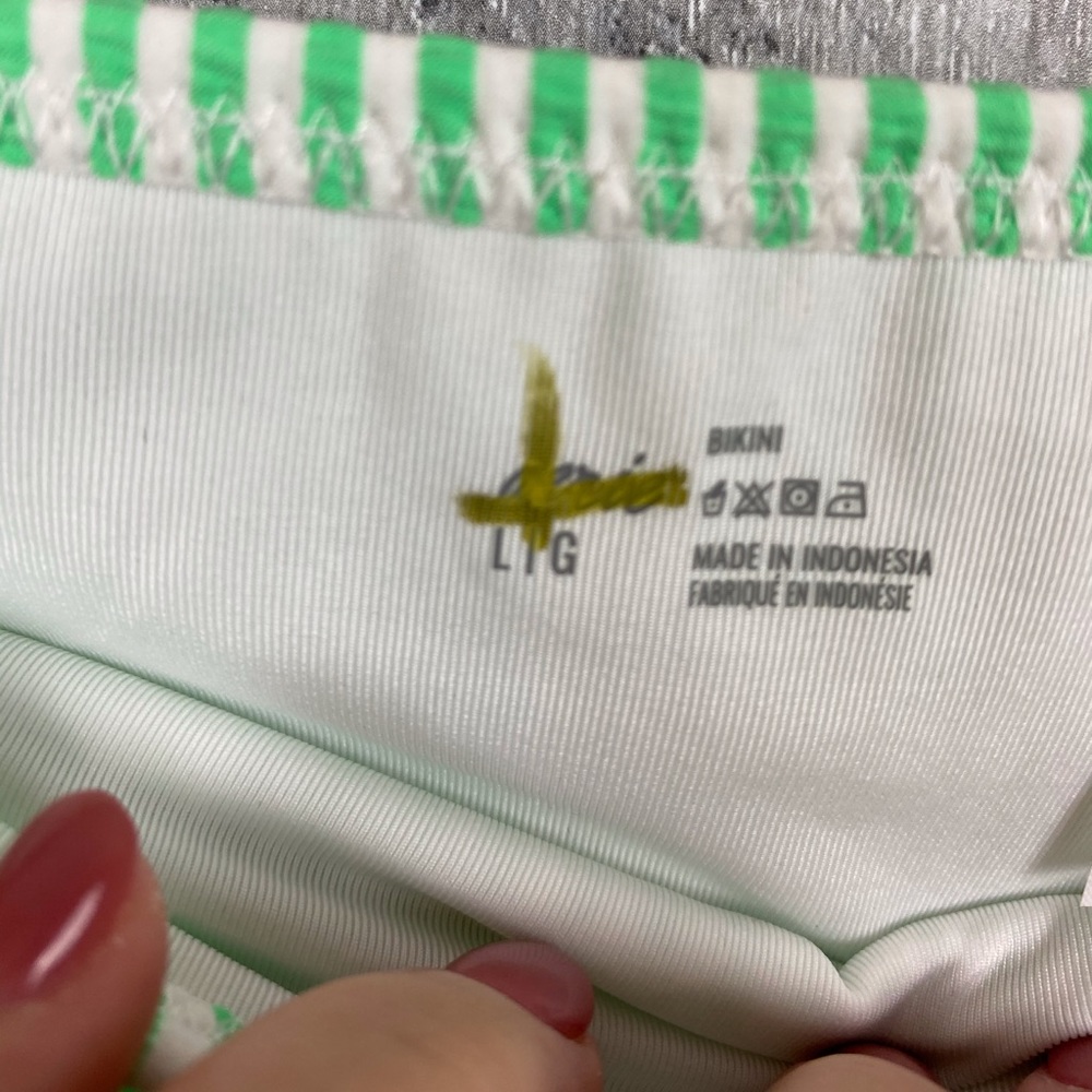 Aerie Green Seersucker Stripe Cheeky Bottom Large - Picture 9 of 13